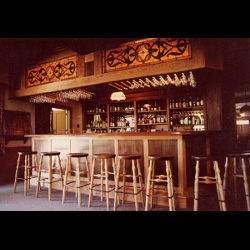 Wingate Bar